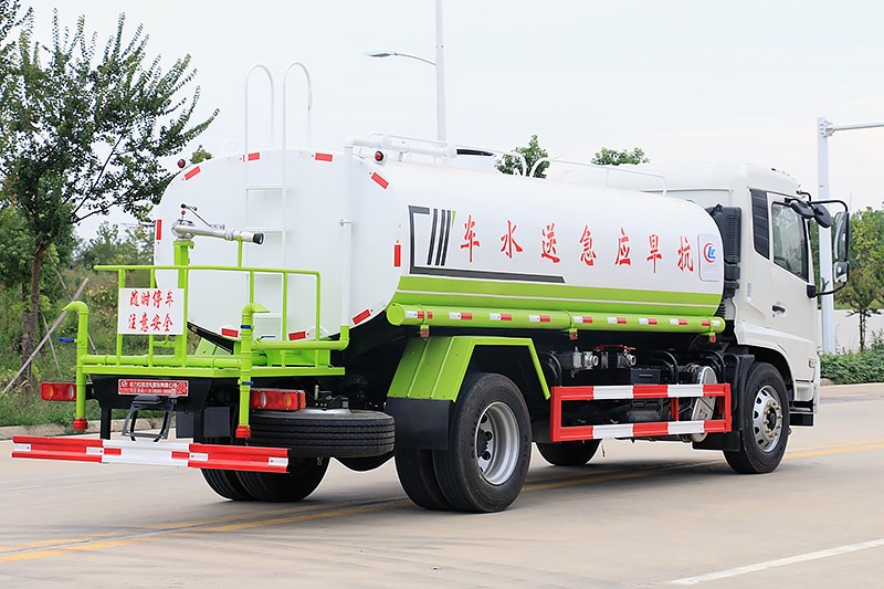 國(guó)六東風(fēng)天錦14噸灑水車(chē)