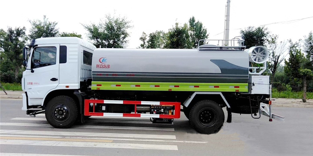 國六12-14方東風(fēng)專底霧炮車30-40米