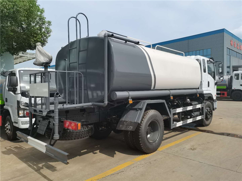 國六東風專底D1 12噸灑水車