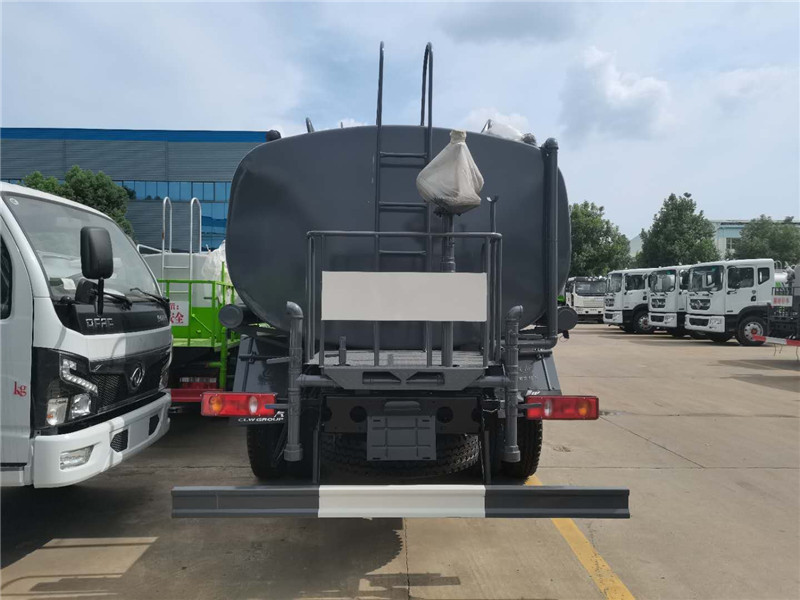 國六東風專底D1 12噸灑水車