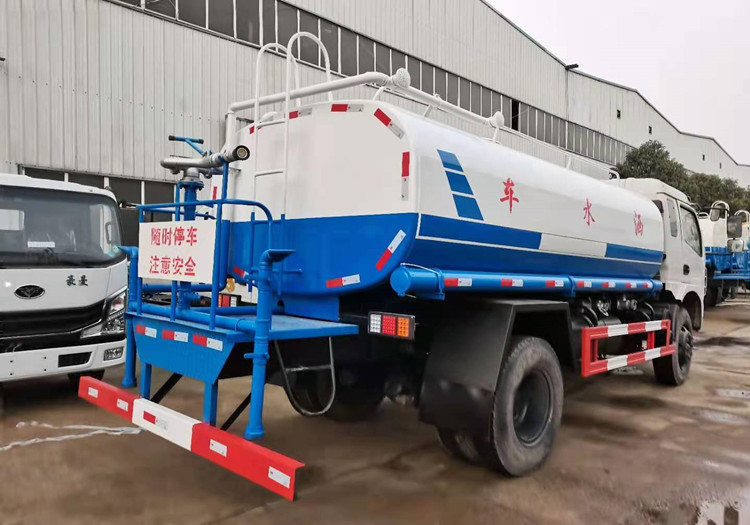 二手十噸灑水車