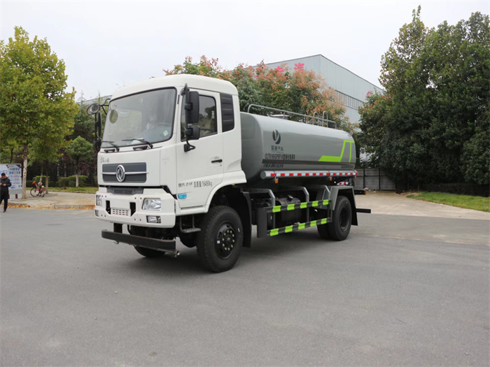 國(guó)六東風(fēng)天錦11方4驅(qū)灑水車_灑水車廠家