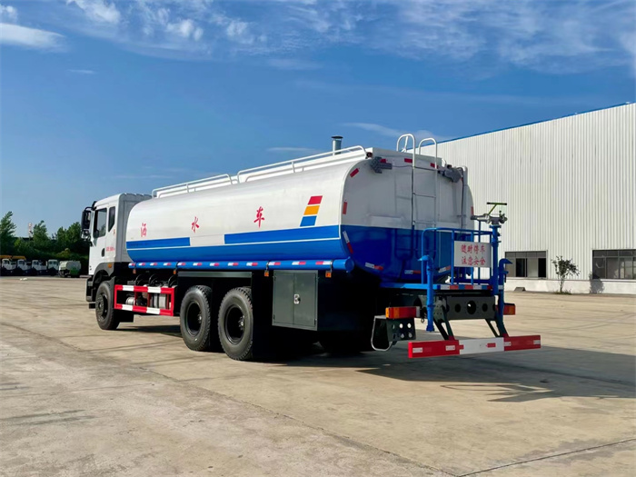 國(guó)六東風(fēng)華神T5后雙橋20噸灑水車(chē)