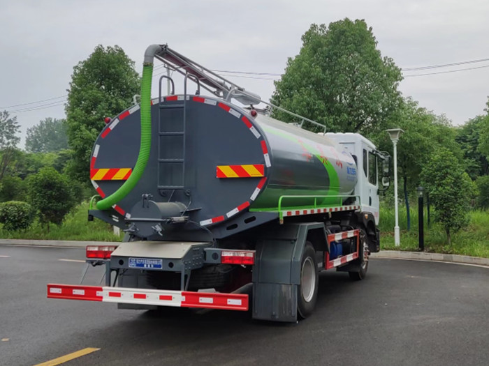 國(guó)六東風(fēng)多利卡D9 13方吸糞車_程力吸糞車廠家